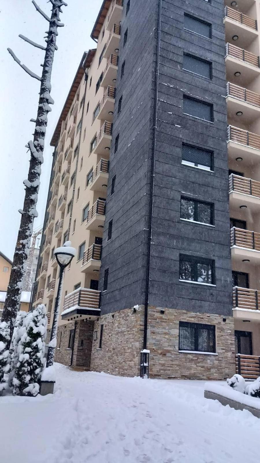 Apartment Akik