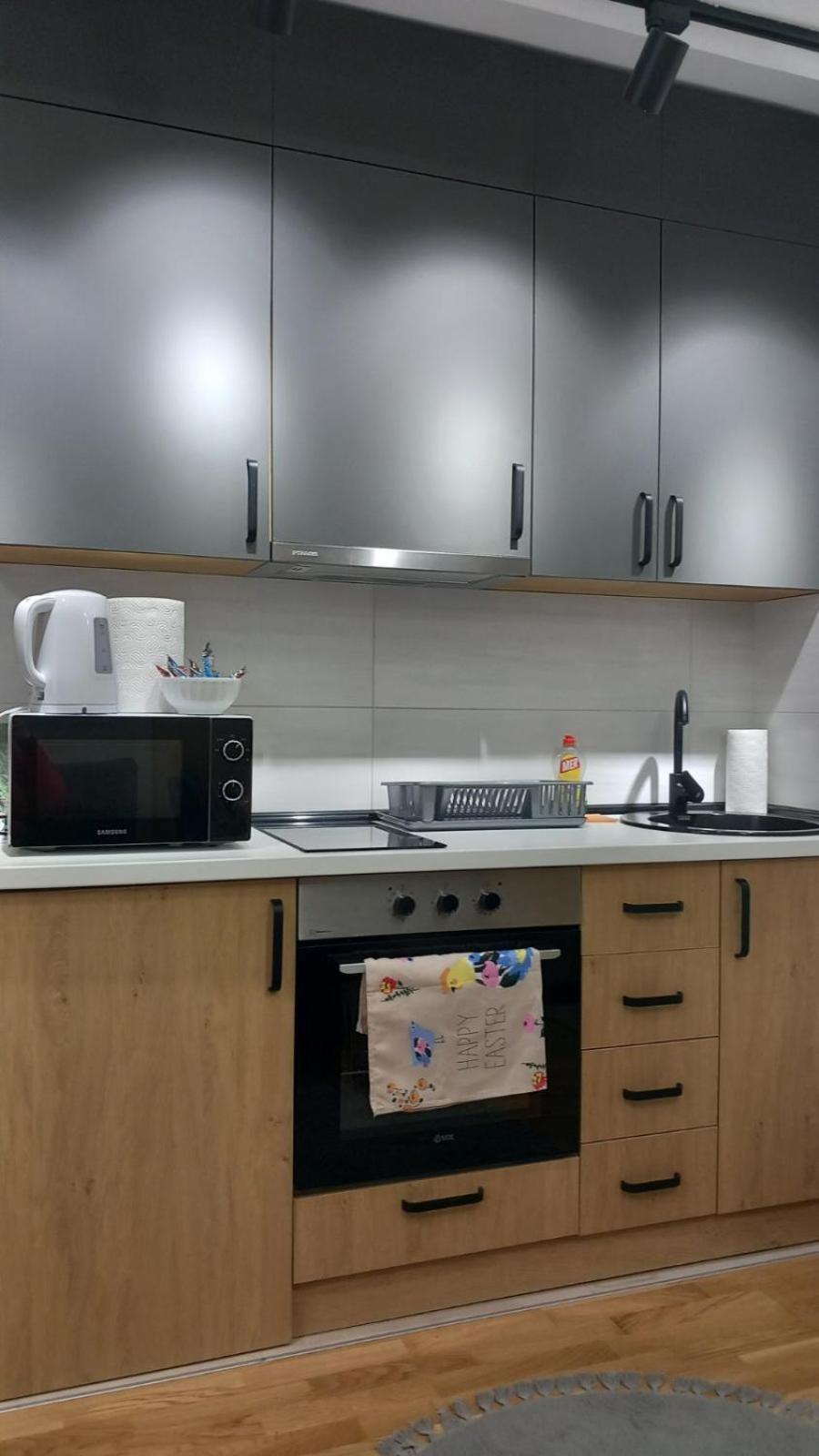 Akik Apartment