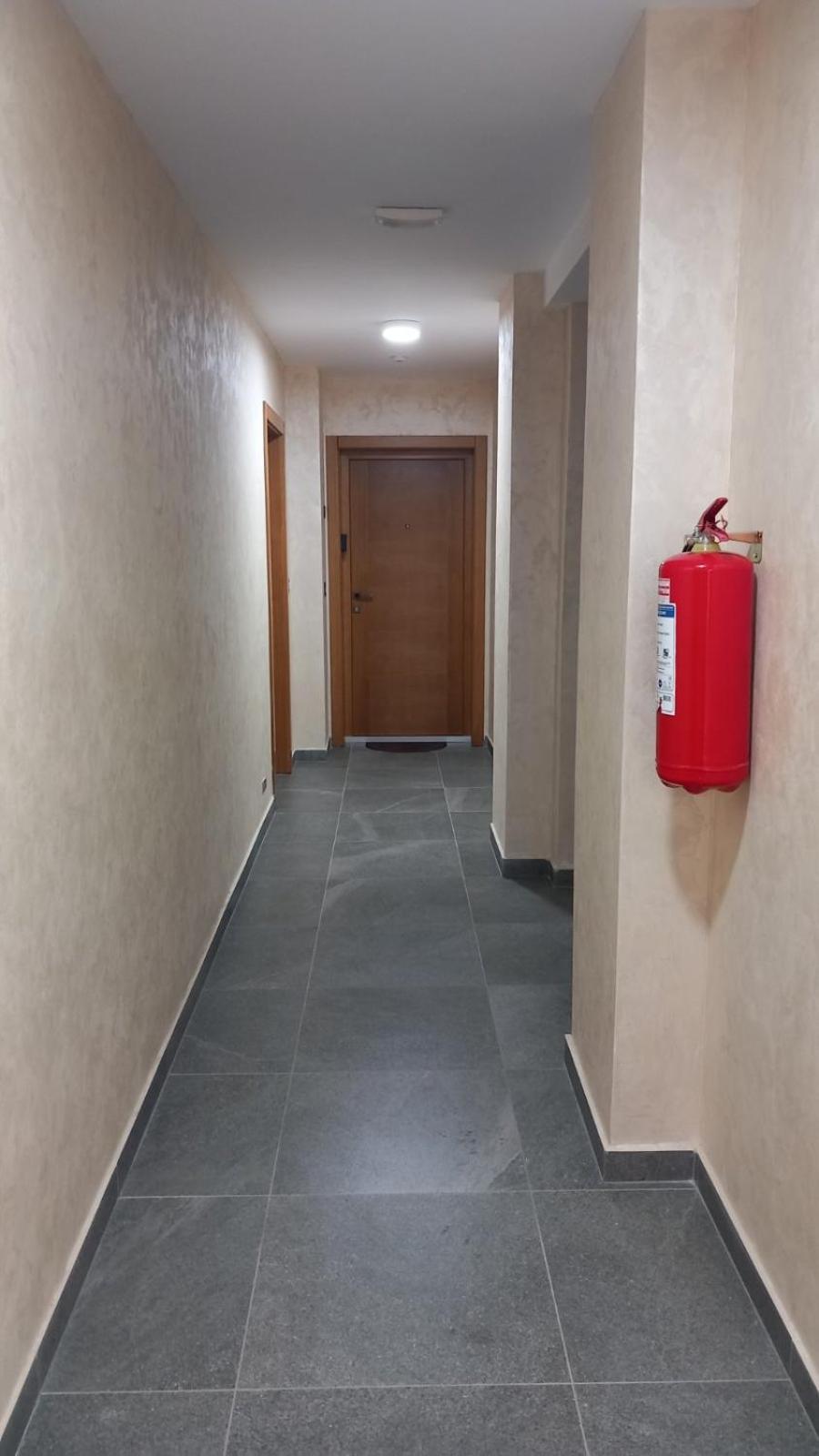 Akik Apartment *